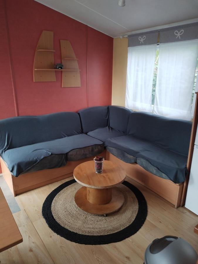 Mobil-Home Coin De Paradis En Cote D'Opale Sur Terrain Prive Et Sa Caravane Hermelinghen Εξωτερικό φωτογραφία